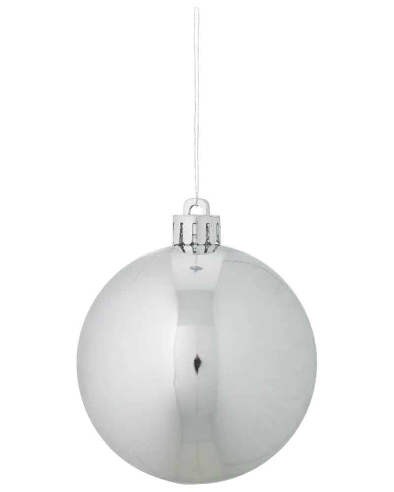 Blank silverfärgad julgranskula med slät, reflekterande yta, rund form och metallfäste med snöre. Perfekt för juldekoration och granpynt.