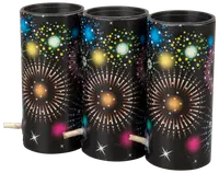 Pakke med tre cylindriske fyrværkerier med sort ydre, farverige fyrværkerimønstre og synlige lunter i bunden. Velegnet til udendørs festligheder.