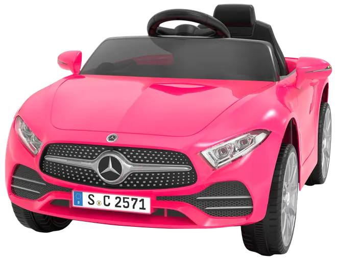 Lyserød Mercedes-Benz elbil til børn, med realistisk frontgitter, forlygter, rat, sort sæde og detaljerede hjul. Velegnet til leg både inde og ude.