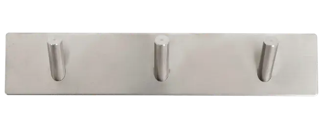 Børstet rustfri stål vægkrog med tre cylindriske knager på en rektangulær plade.