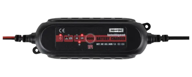 Sort intelligent batterioplader med LED-indikatorer, mode-knap og mærkning til 6V/12V batterier. Velegnet til våd, MF, gel, AGM batterier. Kompakt, rektangulært design med kabler.