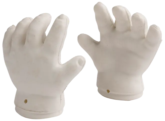 Sæt af hvide keramiske vægkroge formet som hænder med realistiske fingerdetaljer og små monteringshuller. Perfekte til ophæng af nøgler, håndklæder eller tilbehør.