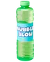 Grøn plastflaske med boblevæske, blå etiket med teksten 'Bubble Blow'. Rillede sider for bedre greb, skruelåg, velegnet til genopfyldning af sæbebobler.