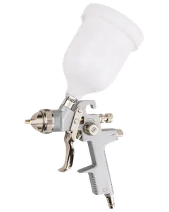 Professionel malersprøjte med hvid plastbeholder ovenpå, metalgreb og justerbare dyser til præcis maling. Velegnet til bil-, træ- og generelle maleropgaver.
