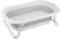 Vitt hopfällbart babybadkar med stadiga fällbara ben, oval form och släta kanter. Tillverkat i plast, passar spädbarn och småbarn. Visas med vatten i.