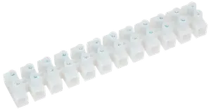 Hvid plastik klemrække med 12 skrueklemmer til elektriske ledningsforbindelser. Hver klemme har en metalskrue til fastgørelse af ledninger, velegnet til elinstallationer.
