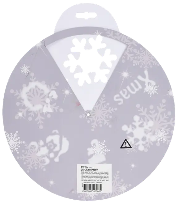 Rund, ljusgrå julgransmatta med vita snöflingemönster, mittslits och knappstängning. Har festlig "Xmas"-text och varningssymbol.