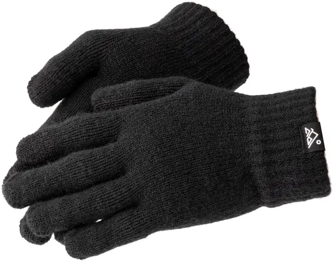 Et par sorte strikkede handsker med ribbede manchetter og lille logomærke ved håndleddet. Blødt, varmt materiale, unisex design, én størrelse passer de fleste.