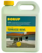 Plastdunk med Borup Terrasse Rens til nåletræ, gul skruelåg og bærehåndtag. Anvendes til rengøring af terrasser og udendørs træoverflader. Etiket med brugsanvisning og husbillede.