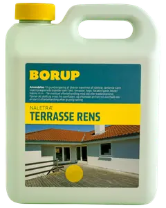 Plastdunk med Borup Terrasse Rens til nåletræ, gul skruelåg og bærehåndtag. Anvendes til rengøring af terrasser og udendørs træoverflader. Etiket med brugsanvisning og husbillede.