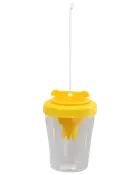 Genomskinlig plast getingfälla med gult skruvlock och upphängningskrok. Har inre betesfack för att locka och fånga getingar. Passar för utomhusbruk.