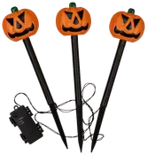 Set med tre Halloween-trädgårdspinnar med orange pumpahuvuden, svarta spetsar och timerkontrollbox. Perfekt för utomhusdekoration till fest.