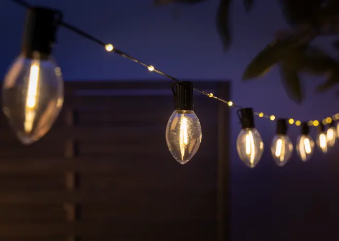 Lyskæde med pære og timer 10 stk. udendørs