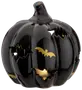 Blank svart keramisk pumpa med fladdermusformade utskärningar och gulddetaljer. Dekorativ Halloweenlykta där ljuset lyser genom utskärningarna.