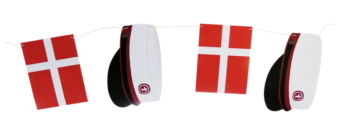 Sæt med fire golfkølle-headcovers med Dannebrog-design i rød og hvid. Kryds-mønster, slidstærkt materiale, tætsiddende pasform og beskytter køllehovederne.
