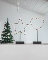 Metallstjärna på fot