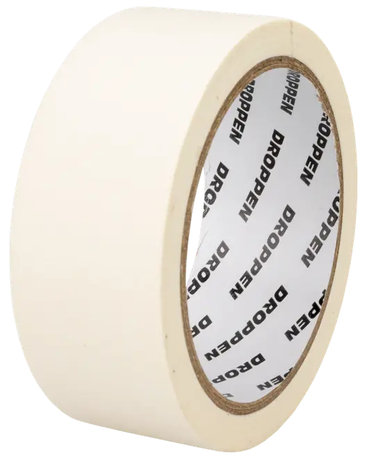 Bred rulle krämfärgad maskeringstejp med pappkärna. Insidan är tryckt med varumärket 'DROPPEN' i svart på vit bakgrund.