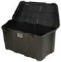 Stor sort plast opbevaringskasse med hængslet låg, forstærkede sider og indbygget kombinationslås foran. Ideel til sikker opbevaring af værktøj eller personlige ejendele.