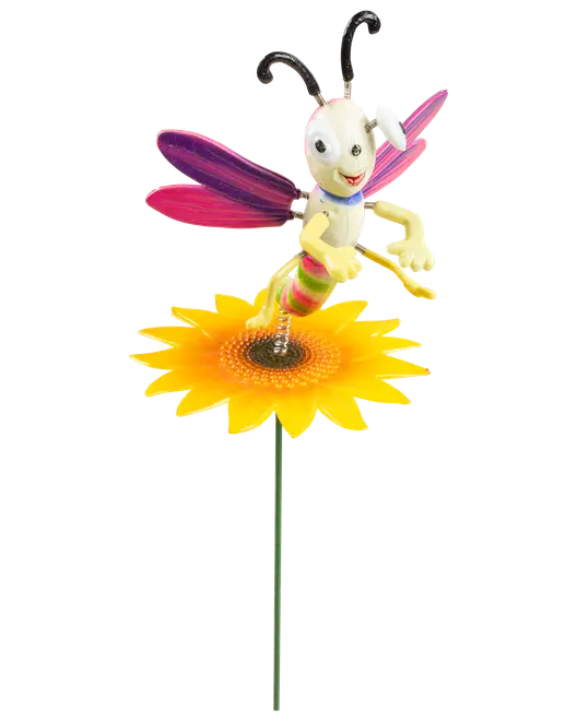 Dekorativ trädgårdspinne med en fantasifull bi med färgglada vingar på en gul solros, tillverkad av målat metall, passar utomhus i trädgården.