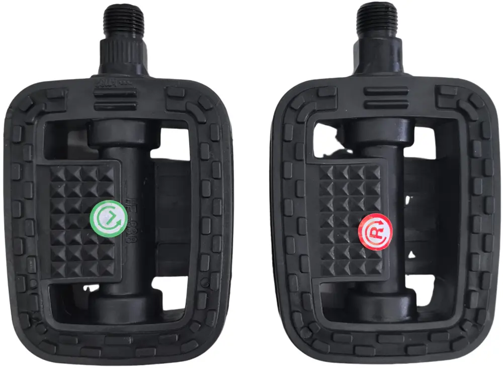Pedal plast/gummi senior 2 st.