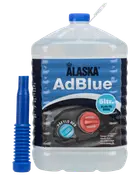 5-liters Alaska AdBlue-behållare med blått skruvlock och separat blå pip. För dieselfordon, minskar utsläpp. Klar plastdunk med blå och vit etikett.