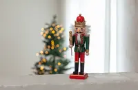 Nötknäckare trä 25 cm