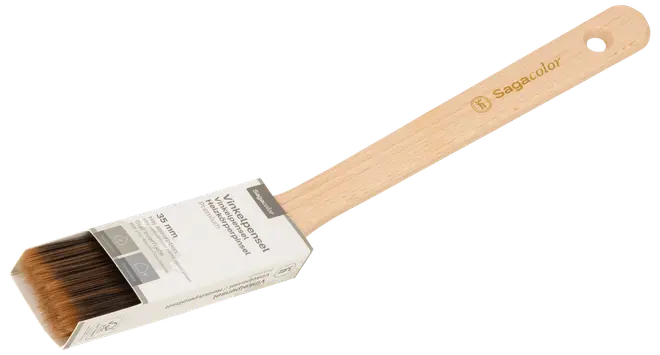 Rektangulär pensel med ljust trähandtag, bruna syntetborst och upphängningshål. Borsten skyddas av ett pappersskydd. Märket 'Sagacolor' tryckt på handtaget.