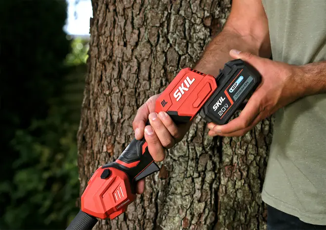 SKIL Græstrimmer 20V 33 cm