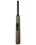 Lang butanlighter med trælook, sort forlænget dyse og sideknap til antænding.