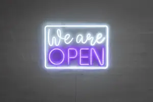 Neonskilt We are OPEN 8.5W
