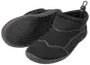 Sort badesko med åndbart mesh, skridsikker gummisål og justerbar snøre bagpå. Let slip-on design, ideel til vandaktiviteter og strandbrug.