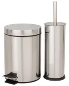 Badrumset i rostfritt stål med pedalhink och matchande toalettborsthållare. Båda har en slank, cylindrisk design och blank, polerad yta för modern stil.