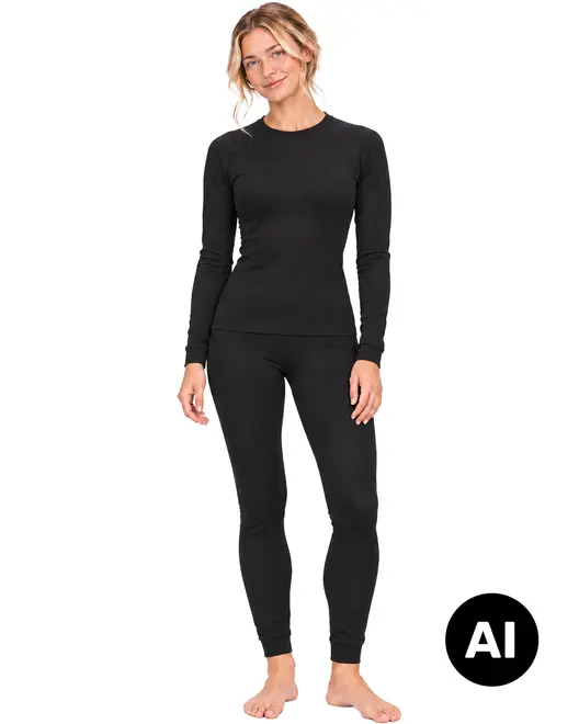 Sort tætsiddende sæt med langærmet top og leggings i slankt, kropsnært fit. - Billedet er skabt med AI