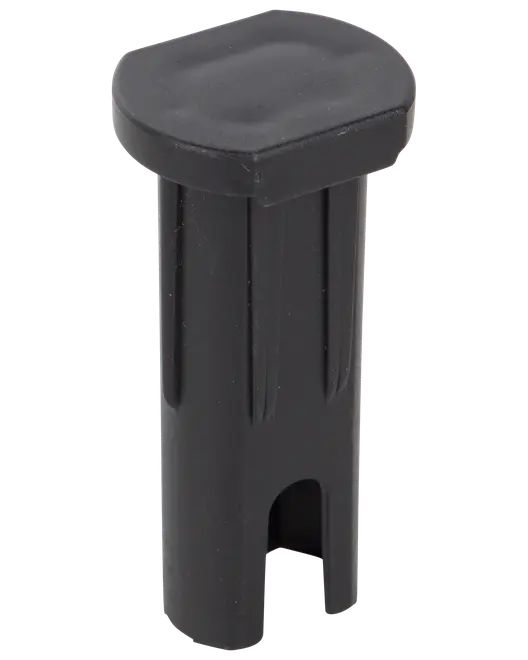 Sort plastik endestop til møbelben, firkantet med let afrundet top og rillede sider for sikker pasform. Beskytter gulve og forhindrer skader på benene.