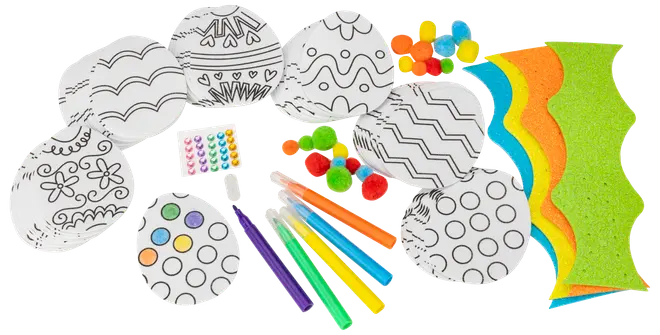 Påskpysselset med tomma äggformade kort, färgpennor, pompoms, skumark, självhäftande pärlor och klistermärken. Perfekt för kreativa påskaktiviteter för barn.