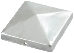 Firkantet metal pyramide stolpehætte, sølvfarvet, passer til hegn eller portstolper. Beskytter og dekorerer, vejrbestandig og holdbar til udendørs brug.