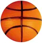 Nærbillede af en orange basketball med sorte kanaler og tekstureret pebbeloverflade.