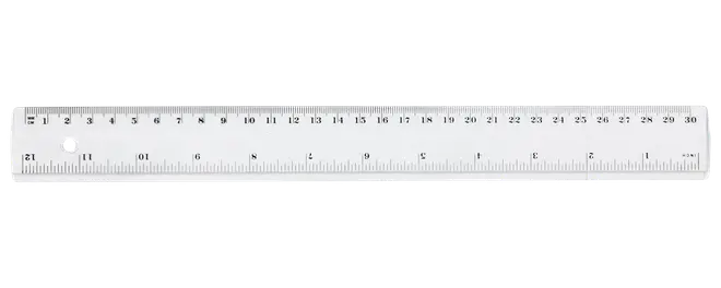 Gennemsigtig plastlineal på 30 cm med dobbelt metrisk og tommeskala, sorte markeringer og hul til ophæng.