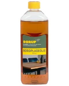 En-liters flaske Borup bordpladeolie natur med gul låg, klar ravfarvet væske og etiket med træbord. Velegnet til oliebehandling af ubehandlede eller olierede træbordplader.