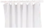 Hvidt bruseforhæng i let stof med metaløjer og plastkroge til ophængning. Enkelt, moderne design der passer til de fleste badeværelser. Gardinstang medfølger ikke.