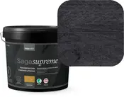 5-liters spand Saga Supreme heldækkende træbeskyttelse, udendørs brug, premium kvalitet. Vises i dyb sort farveprøve med synlig træstruktur.