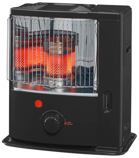 Bärbar fotogenkamin med svart hölje, frontreglage, skyddande metallgaller och synliga glödande värmeelement. Passar för inomhusbruk och ger effektiv, justerbar värme.