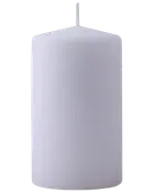 Hvid bloklys med glat, cylindrisk form, flad bund og enkelt, centreret væge. Uparfumeret, velegnet til dekoration eller stemningsbelysning i hjemmet eller til begivenheder.