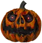 Halloweenpumpa med skrämmande ansikte, lysande röda LED-ögon, texturerad orange och svart yta samt vriden svart stjälk. Passar till läskig dekoration.