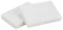 Två vita, rektangulära rengöringssvampar med släta ytor. Perfekta för att ta bort fläckar och smuts på olika ytor. Lätta och enkla att använda.