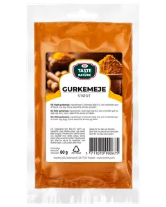 80g återförslutningsbar plastpåse med malen gurkmeja från Taste of Nature. Klargult-orange kryddpulver, lämpligt för matlagning. Ingredienser och instruktioner på baksidan.