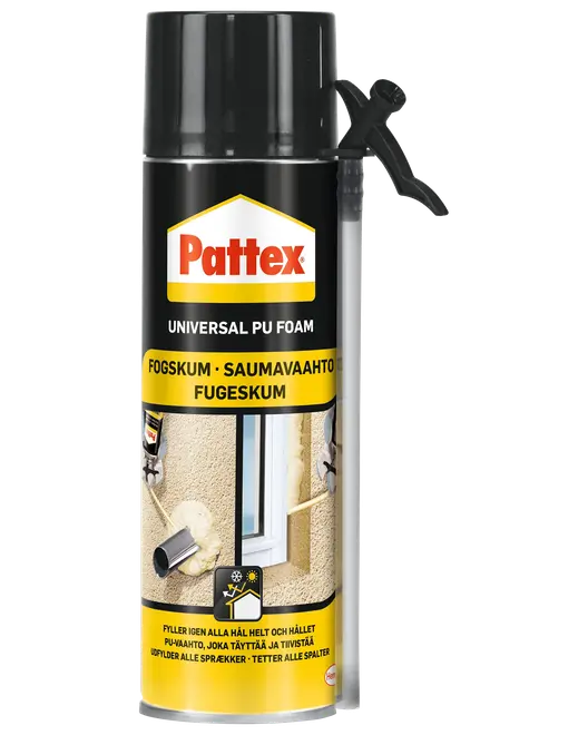 Pattex Universal PU Foam spraydåse med sort og gul etiket og applikatordyse. Bruges til at tætne sprækker, isolere og udfylde huller ved byggeri og renovering.