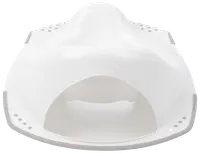 Hvid plastmaske til strålebehandling, formet til ansigtet, med ventilationshuller og stor åbning ved munden for komfort og sikker placering under medicinsk behandling.