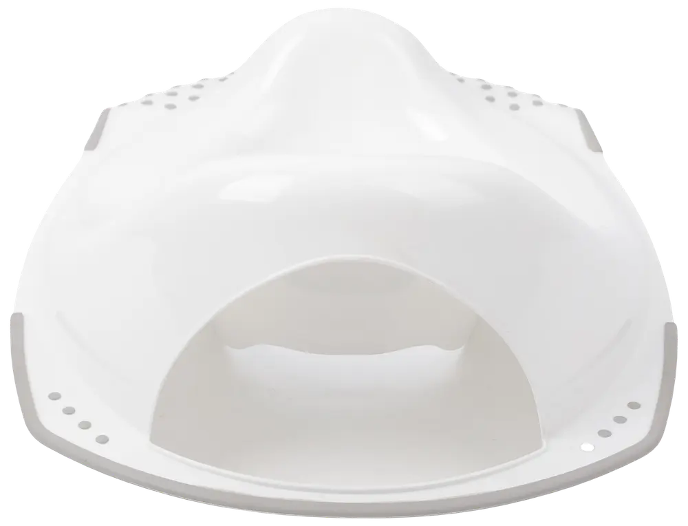 Hvid plastmaske til strålebehandling, formet til ansigtet, med ventilationshuller og stor åbning ved munden for komfort og sikker placering under medicinsk behandling.