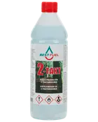 En-liters flaske Best Fuel 2-Takt alkylatbenzin til 2-taktsmotorer, med rød skruelåg og sikkerhedssymboler for brandfare, sundhedsrisiko og miljøfare på etiketten.
